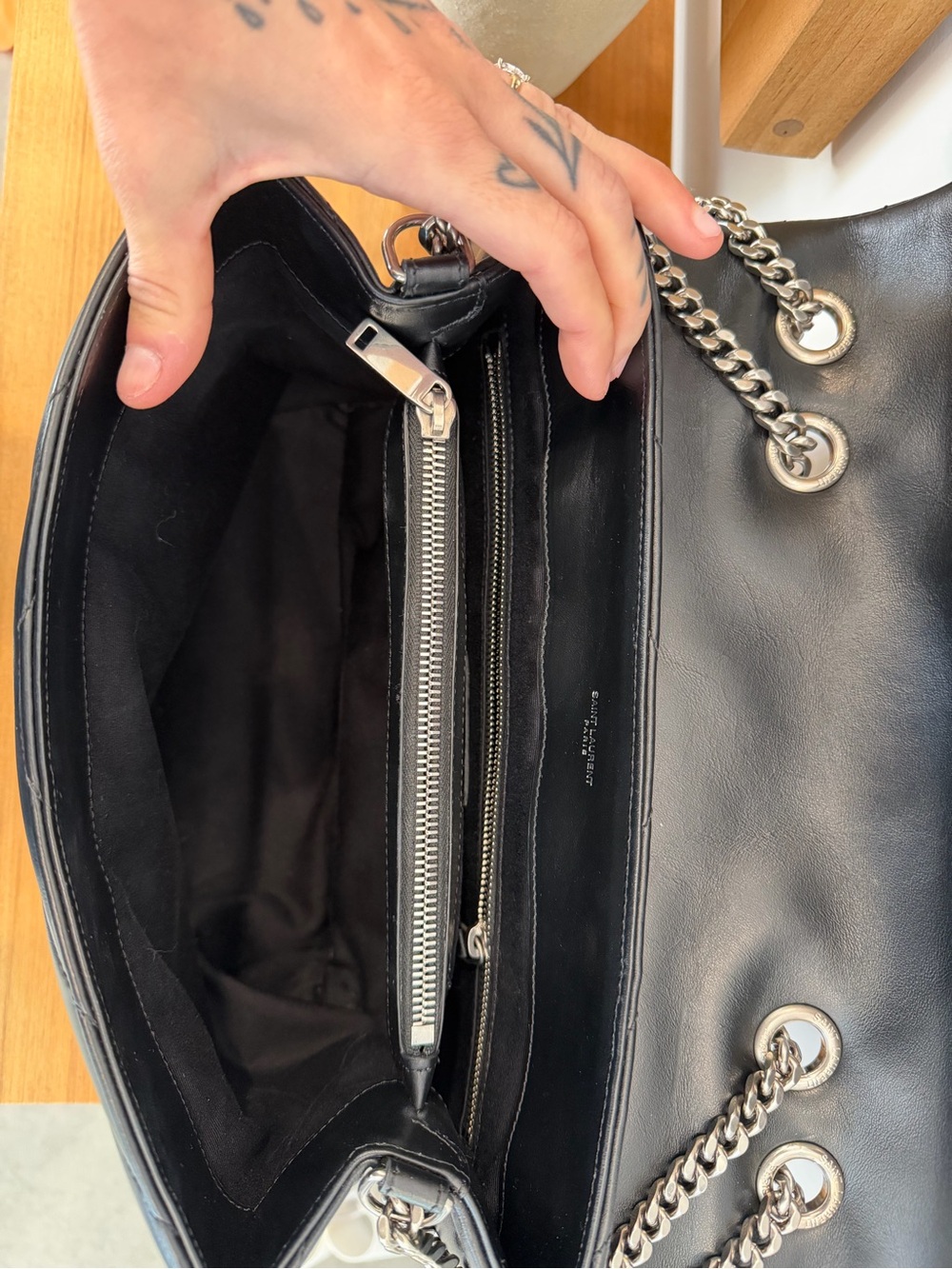 Saint Laurent Loulou medium - Picture 11 of 16